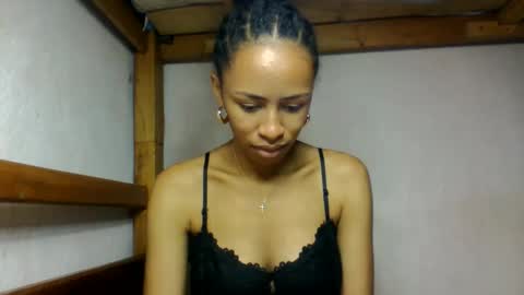 larah98 online show from March 16, 2026, 7:34 am