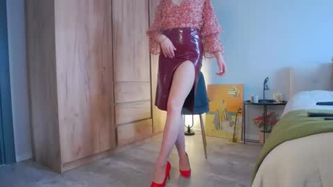 Snapshot of larakanes chatting on February 5, 2025, 8:21 am LaraKanes online show from February 5, 2025, 8:21 am