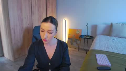 Snapshot of larakanes chatting on February 27, 2025, 10:48 am LaraKanes online show from February 27, 2025, 10:48 am