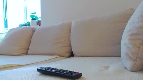 Snapshot of larakanes chatting on December 16, 2025, 10:53 am LaraKanes online show from December 16, 2025, 10:53 am