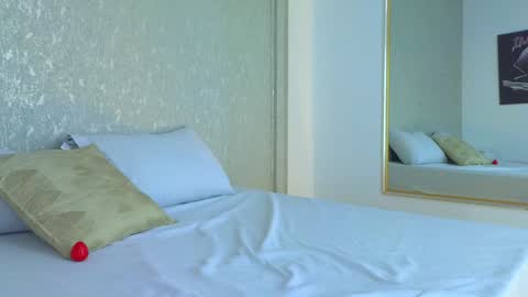 Snapshot of laralane_ chatting on January 22, 2025, 3:40 pm Lara online show from January 22, 2025, 3:40 pm