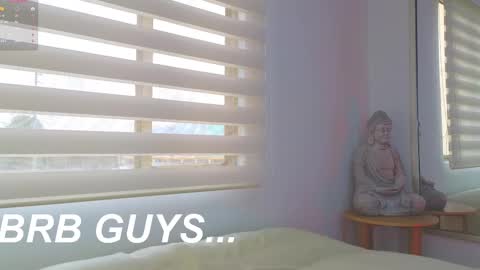 Snapshot of laralane_ chatting on February 26, 2025, 3:19 pm Lara online show from February 26, 2025, 3:19 pm