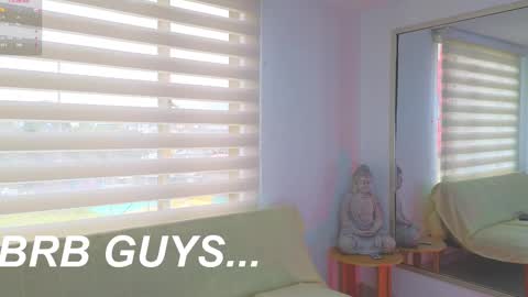 Snapshot of laralane_ chatting on March 4, 2025, 3:15 pm Lara online show from March 4, 2025, 3:15 pm