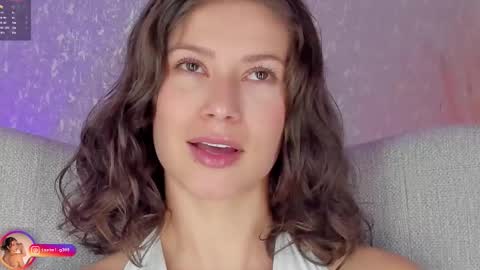 Snapshot of laralane_ chatting on October 13, 2025, 1:11 pm Lara online show from October 13, 2025, 1:11 pm