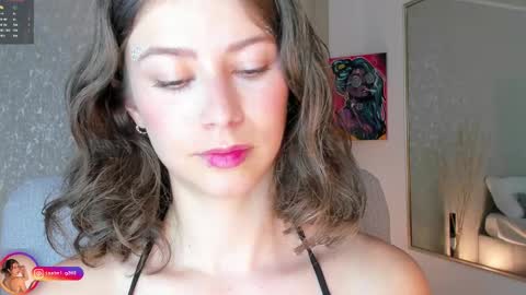 Snapshot of laralane_ chatting on October 24, 2025, 1:51 pm Lara online show from October 24, 2025, 1:51 pm