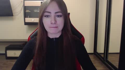 Snapshot of laralianna chatting on January 6, 2025, 10:37 pm Laralianna online show from January 6, 2025, 10:37 pm