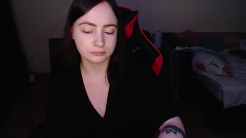 Laralianna online show from February 23, 2026, 10:40 pm