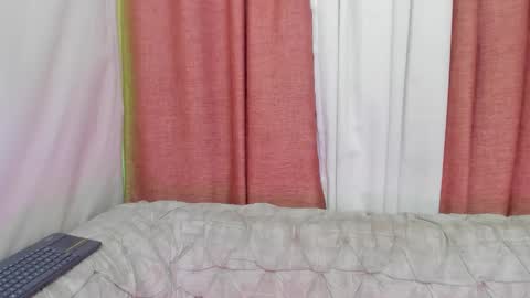 Snapshot of laramurphy chatting on January 31, 2025, 6:03 pm Lara Murphy online show from January 31, 2025, 6:03 pm