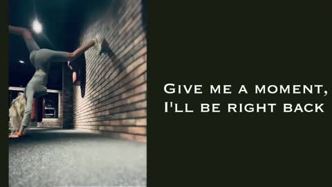 Snapshot of laras_moans chatting on January 13, 2025, 9:52 am laras_moans online show from January 13, 2025, 9:52 am