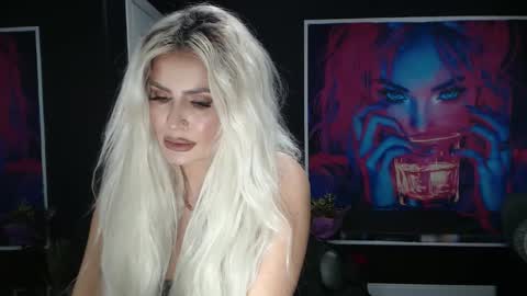 Snapshot of laras_moans chatting on November 14, 2025, 8:57 am laras_moans online show from November 14, 2025, 8:57 am