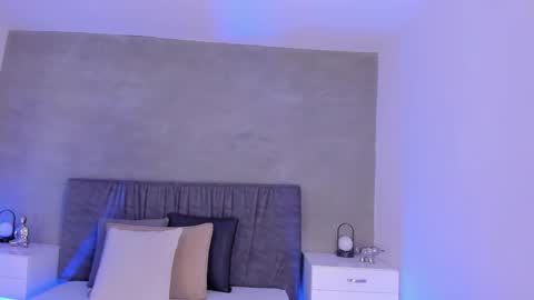 Laura online show from March 18, 2026, 12:30 pm