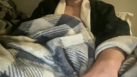 Snapshot of largecockkenny chatting on February 17, 2026, 10:49 pm HUNG YUNG STR8 online show from February 17, 2026, 10:49 pm