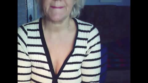 Snapshot of larisaq4ugo24 chatting on February 11, 2025, 12:16 pm larisaq4ugo24 online show from February 11, 2025, 12:16 pm