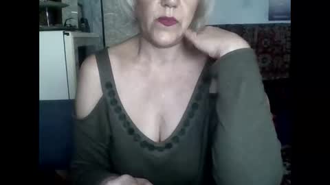 Snapshot of larisaq4ugo24 chatting on June 6, 2026, 7:35 am larisaq4ugo24 online show from June 6, 2026, 7:35 am
