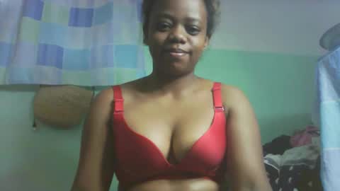 larissa645771 online show from November 16, 2025, 9:26 am