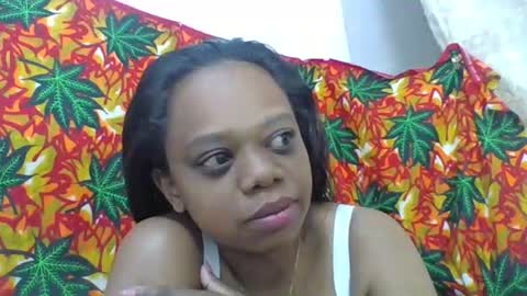 larissa645771 online show from June 11, 2026, 6:28 pm