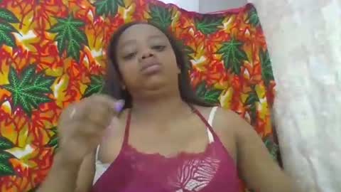 larissa645771 online show from June 17, 2026, 3:53 am