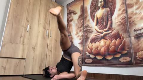 Snapshot of larissa_baker chatting on November 20, 2025, 12:16 pm isa 3 online show from November 20, 2025, 12:16 pm