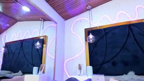 Snapshot of larissaevans chatting on February 13, 2025, 12:21 pm Valentina online show from February 13, 2025, 12:21 pm