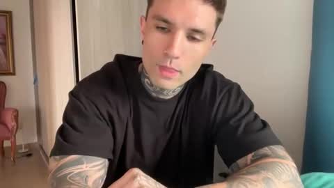 Snapshot of larsskeet chatting on May 17, 2026, 4:58 pm larsskeet online show from May 17, 2026, 4:58 pm