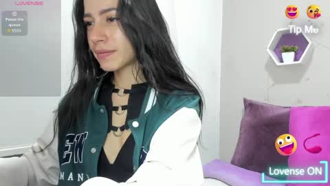 Tania  online show from June 6, 2026, 1:38 pm