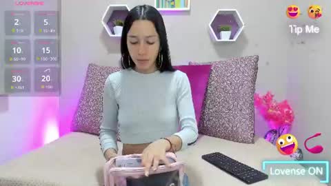 Tania  online show from July 10, 2026, 1:47 pm