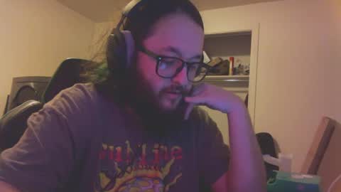 Snapshot of lastmanalive95 chatting on December 25, 2024, 11:54 am LastManAlive95 online show from December 25, 2024, 11:54 am