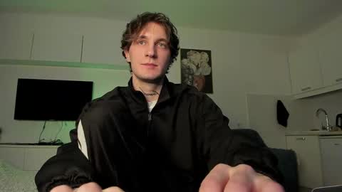 acie online show from February 24, 2025, 3:02 am