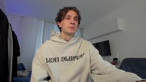 acie online show from March 3, 2025, 11:22 am