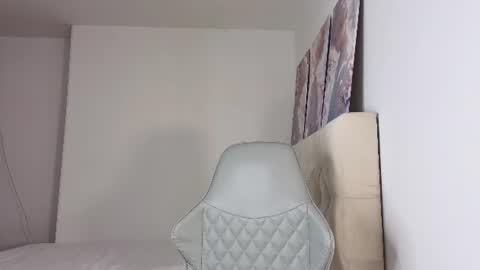 Snapshot of latam_ chatting on July 18, 2026, 6:23 pm YOUR BABY online show from July 18, 2026, 6:23 pm