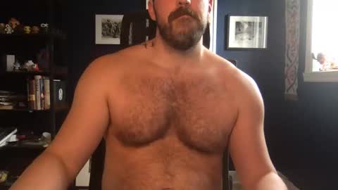 Latenightlunch online show from April 29, 2026, 7:31 pm
