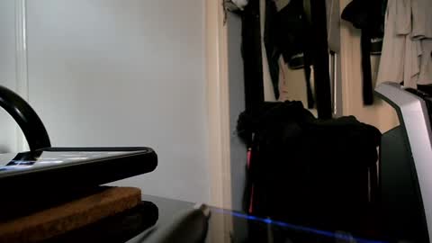 Snapshot of latensfer1111 chatting on December 10, 2024, 5:22 pm latensfer1111 online show from December 10, 2024, 5:22 pm