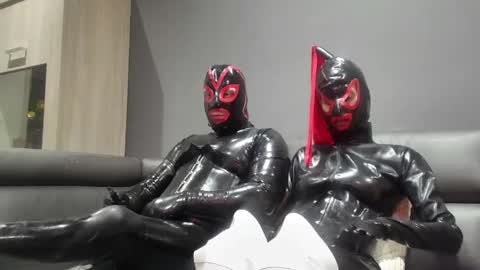Snapshot of latexboy1986 chatting on May 30, 2026, 11:18 am latex boy 38 online show from May 30, 2026, 11:18 am