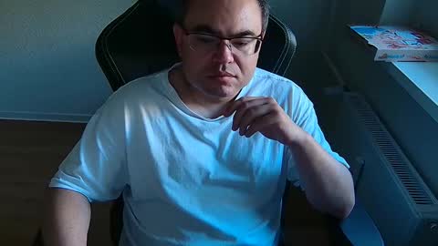 Snapshot of latexboy893 chatting on June 1, 2026, 12:51 pm latexboy893 online show from June 1, 2026, 12:51 pm