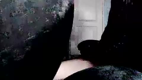 latexchris77 online show from February 15, 2026, 11:52 am