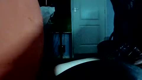 latexchris77 online show from March 6, 2026, 9:28 am