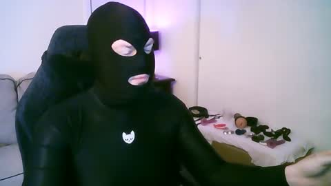 latexminheadroom online show from June 22, 2026, 3:25 am