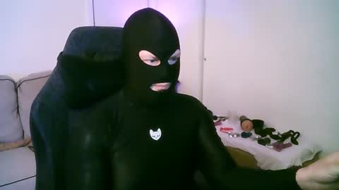 latexminheadroom online show from June 25, 2026, 5:12 am