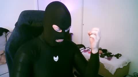 latexminheadroom online show from July 22, 2026, 5:54 am