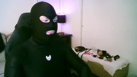 latexminheadroom online show from July 28, 2026, 5:36 am