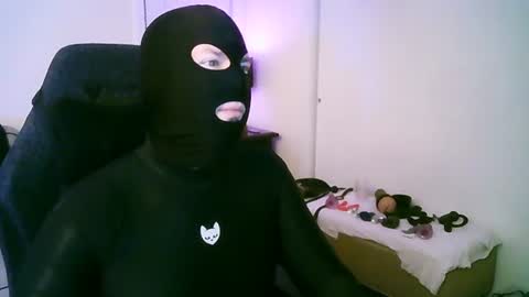 latexminheadroom online show from July 29, 2026, 6:00 am