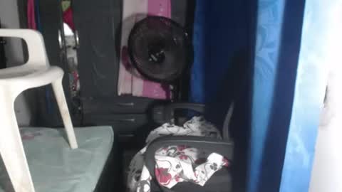 latin_big_boobs online show from February 11, 2026, 12:37 am