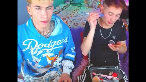 latin_boysxxx_ online show from December 1, 2025, 4:34 pm