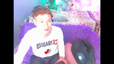 latin_boysxxx_ online show from December 3, 2025, 7:23 pm