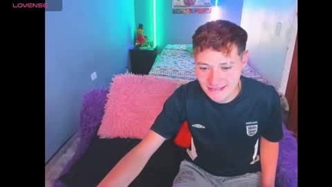 latin_boysxxx_ online show from February 25, 2026, 7:56 pm