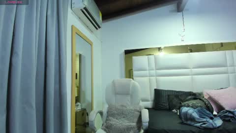 Snapshot of latin_couple20y chatting on July 19, 2026, 3:10 am Johana y Santiago online show from July 19, 2026, 3:10 am