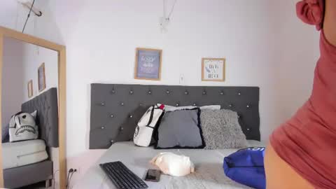 Snapshot of latin_couple20y chatting on July 30, 2026, 3:05 am Johana y Santiago online show from July 30, 2026, 3:05 am