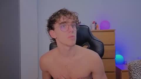  Free OF online show from October 4, 2025, 4:21 am