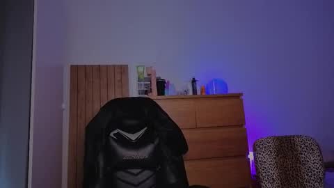  Free OF online show from October 5, 2025, 9:40 am