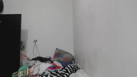 Snapshot of latin_meg chatting on December 11, 2024, 8:18 pm M E G A N online show from December 11, 2024, 8:18 pm